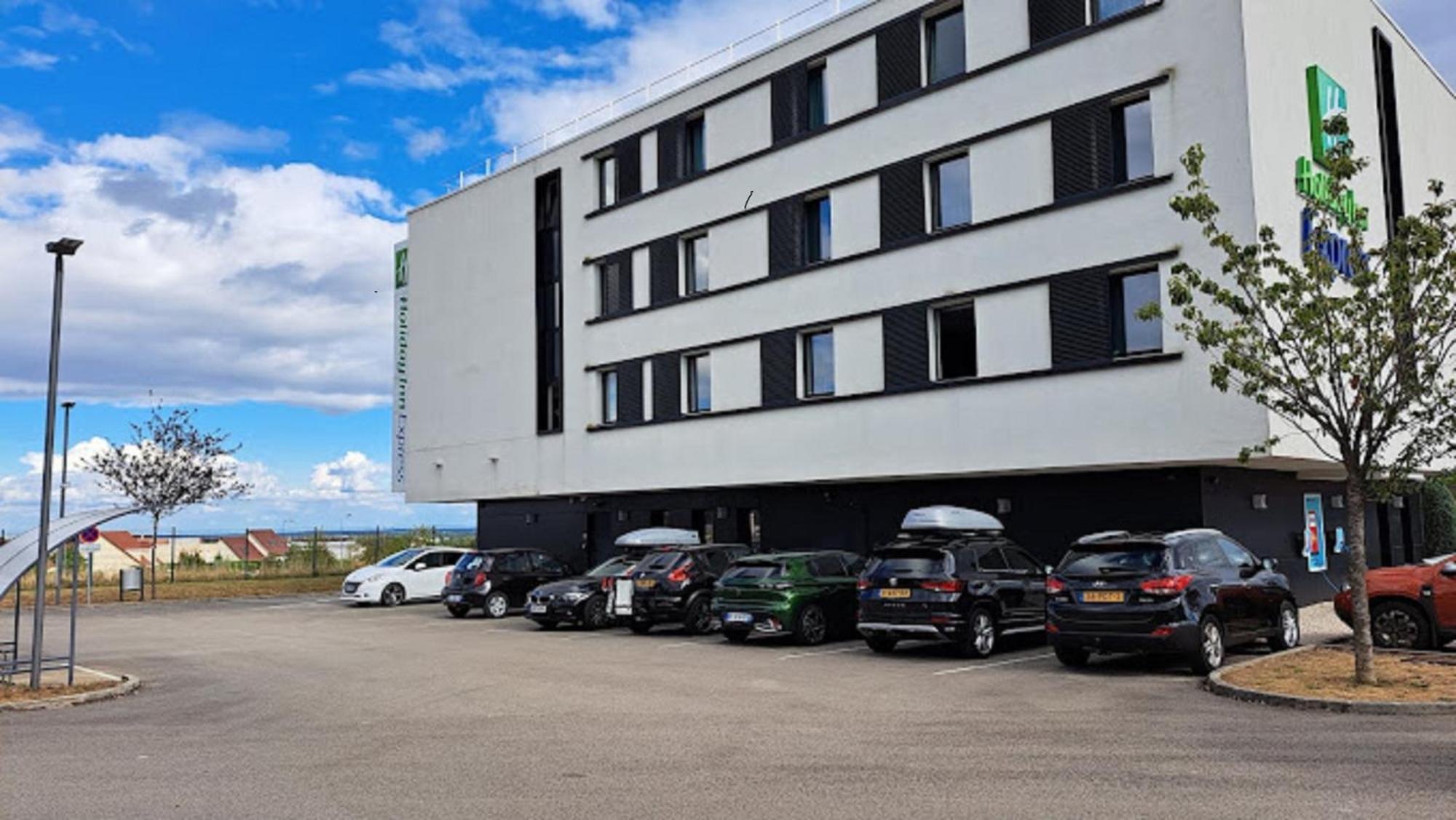 Holiday Inn Express Dijon By Ihg Saint-Apollinaire  Zewnętrze zdjęcie